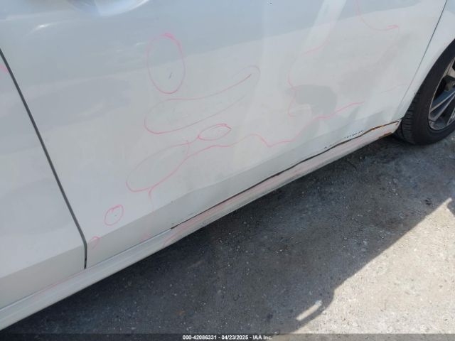 3KPF24AD2RE744300 KIA Forte Lxs