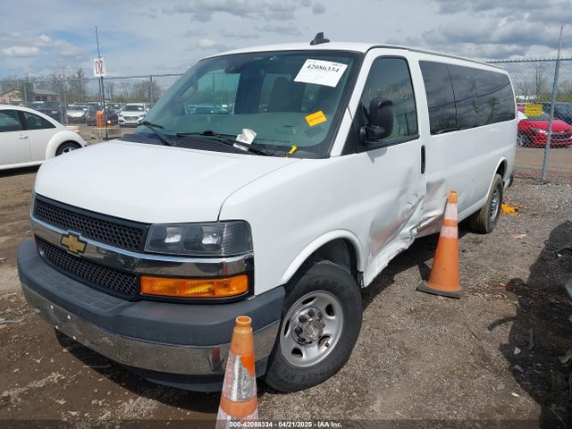 1GAZGPFG0L1243105 Chevrolet Express Passenger Rwd 3500 Extended Wheelbase Lt