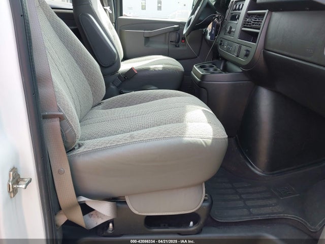 1GAZGPFG0L1243105 Chevrolet Express Passenger Rwd 3500 Extended Wheelbase Lt