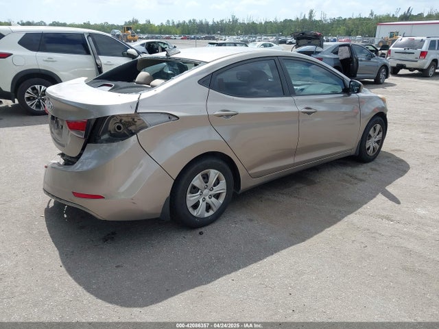 5NPDH4AE4GH730907 Hyundai ELANTRA SE