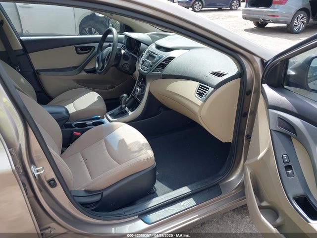 5NPDH4AE4GH730907 Hyundai ELANTRA SE