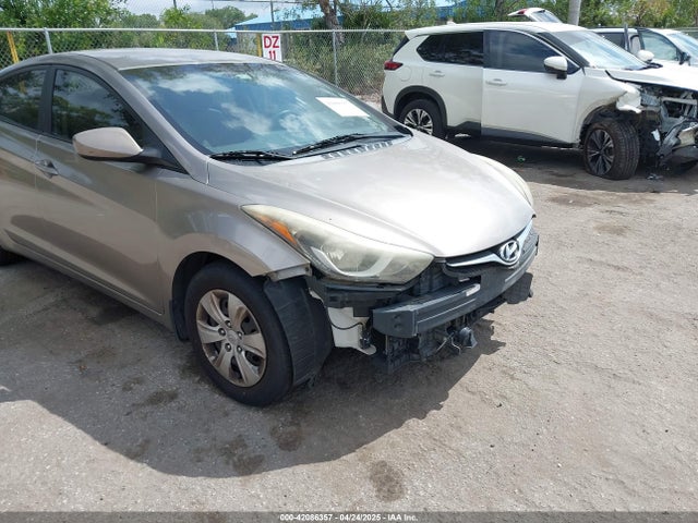 5NPDH4AE4GH730907 Hyundai ELANTRA SE