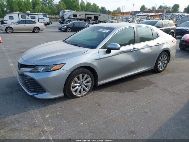 4T1B11HK1JU122728 Toyota CAMRY LE