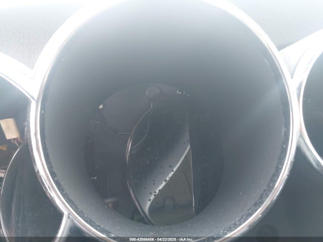 42086406 :رقم المزاد ، 2T1KR30E27C683637 vin ، 2007 Toyota Matrix Xr مزاد بيع