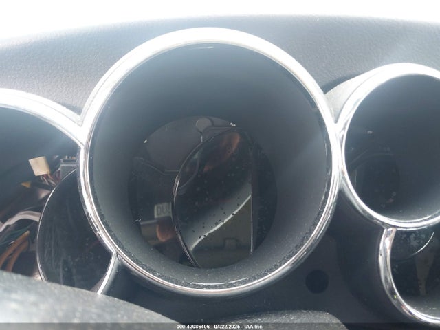 42086406 :رقم المزاد ، 2T1KR30E27C683637 vin ، 2007 Toyota Matrix Xr مزاد بيع