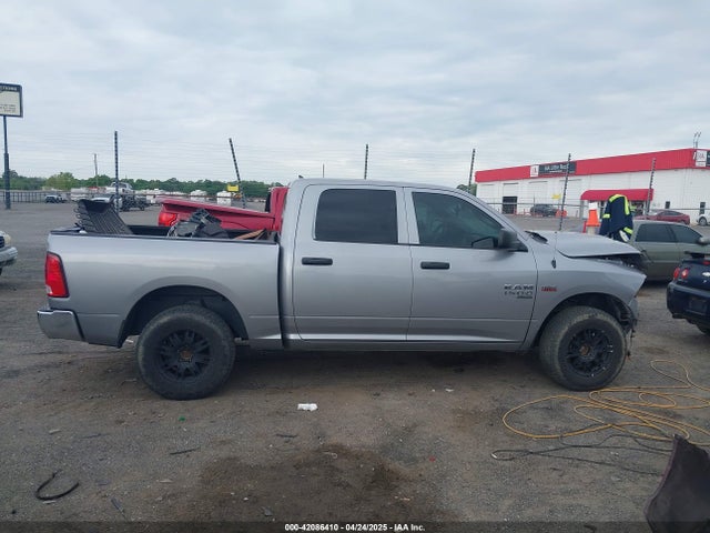 1C6RR7KT4LS127377 RAM 1500 Classic Tradesman  4x4 5'7 Box