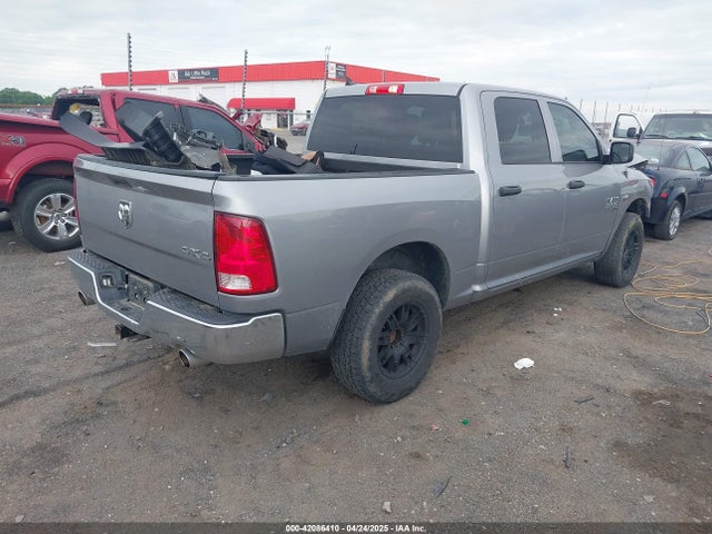 1C6RR7KT4LS127377 RAM 1500 Classic Tradesman  4x4 5'7 Box
