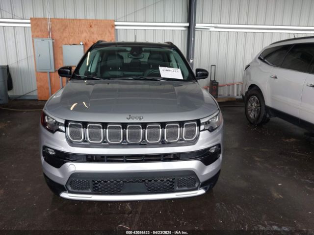 3C4NJDCB0NT168545 Jeep Compass Limited 4x4