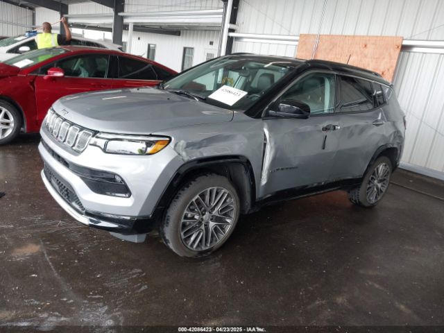 3C4NJDCB0NT168545 Jeep Compass Limited 4x4