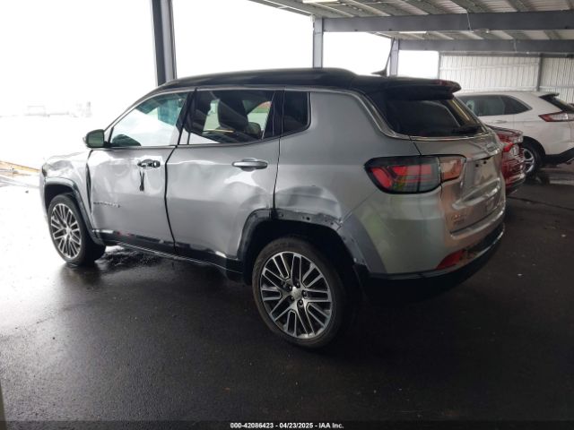 3C4NJDCB0NT168545 Jeep Compass Limited 4x4