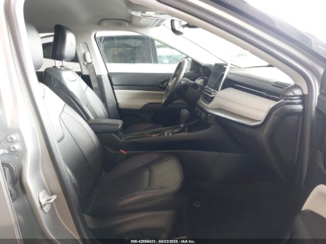 3C4NJDCB0NT168545 Jeep Compass Limited 4x4