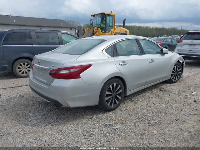 1N4AL3AP7JC150184 Nissan Altima 2.5 Sl