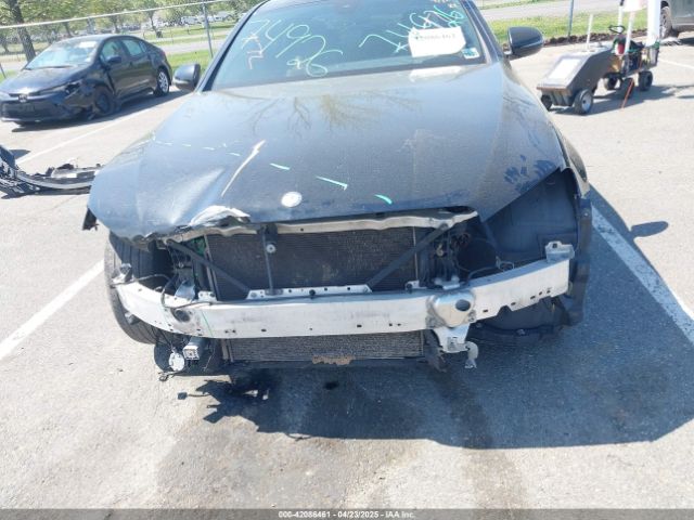 WDDZF4KB0HA096235 Mercedes-Benz E 300 4matic