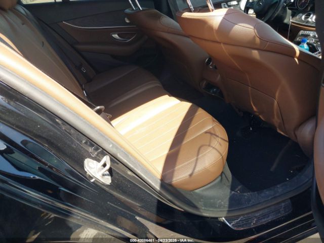 WDDZF4KB0HA096235 Mercedes-Benz E 300 4matic