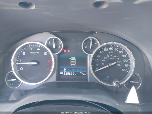 5TFDY5F18HX616846 Toyota Tundra Sr5 5.7l V8