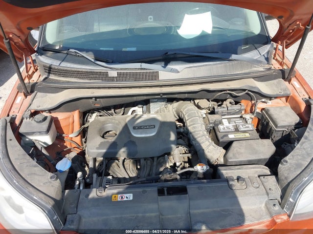 KNDJX3AA5J7568343 KIA Soul !