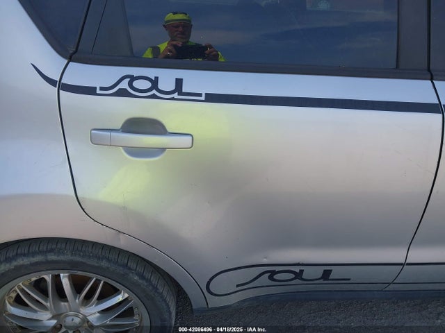 KNDJN2A29G7871109 KIA Soul