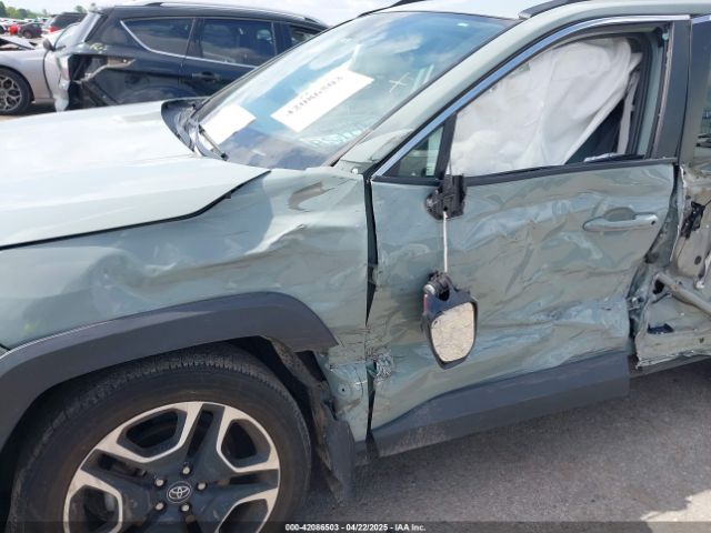 2T3J1RFVXKW026905 Toyota Rav4 Adventure