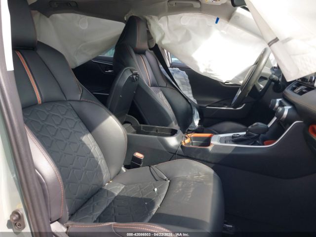 2T3J1RFVXKW026905 Toyota Rav4 Adventure