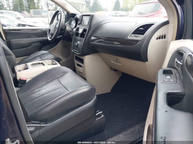 2C4RC1BG0ER211050 Chrysler Town & Country Touring