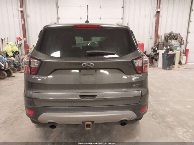 1FMCU9J9XHUD37682 Ford Escape Titanium