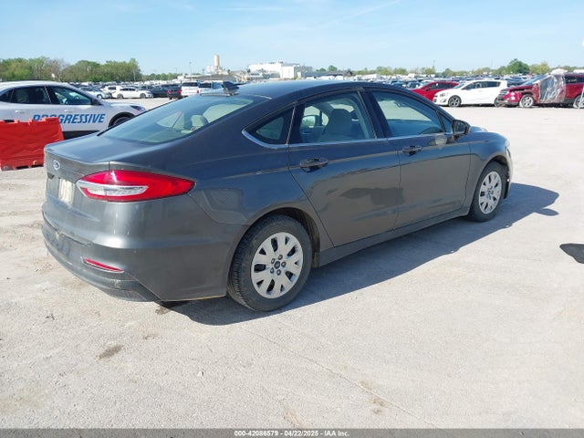 Ford 2020 2020 3FA6P0G76LR122462 Image 4