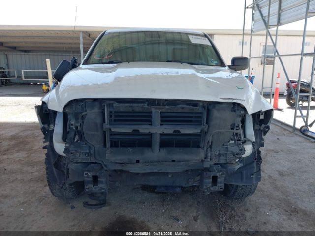 1C6RR7STXJS190772 RAM 1500 Tradesman  4x4 6'4 Box