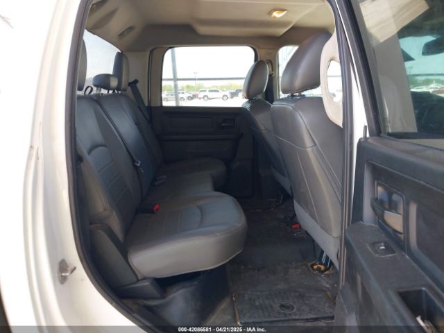 1C6RR7STXJS190772 RAM 1500 Tradesman  4x4 6'4 Box