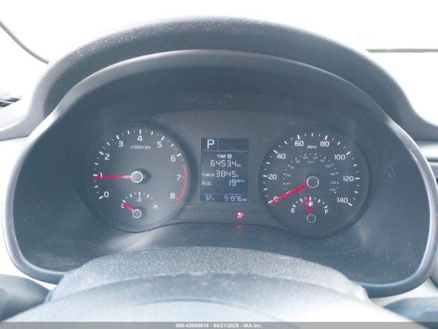 3KPA24AB0JE065400 KIA RIO LX