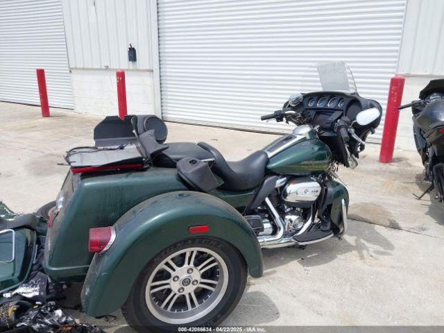 2019 HARLEY-DAVIDSON FLHTCUTG 1HD1MAF12KB857960 Photo 3