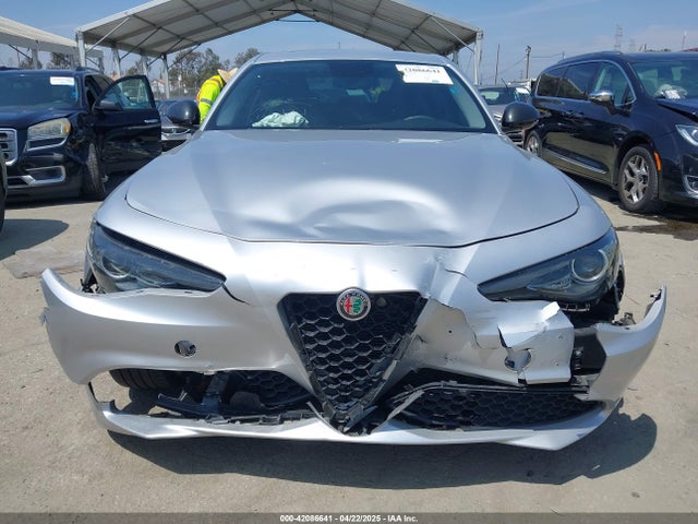 ZARFAMAN7K7609854 Alfa Romeo Giulia Rwd
