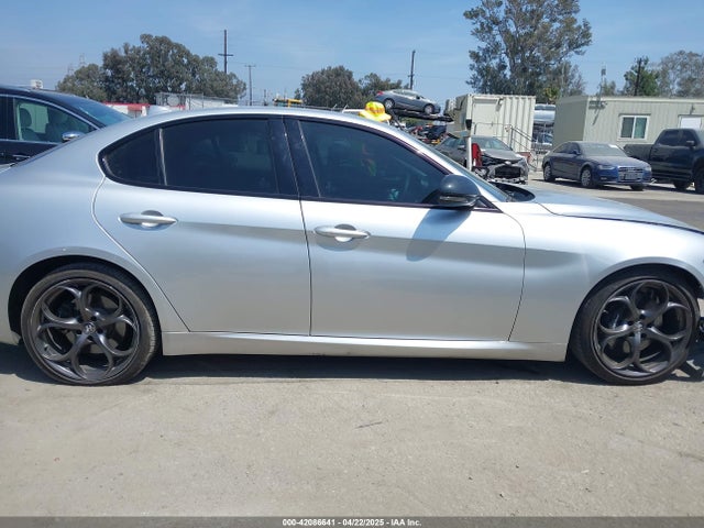 ZARFAMAN7K7609854 Alfa Romeo Giulia Rwd