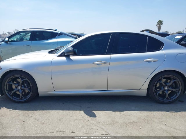 ZARFAMAN7K7609854 Alfa Romeo Giulia Rwd