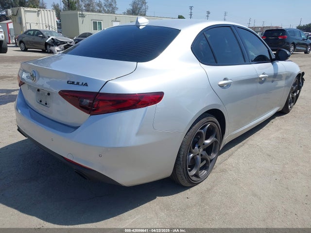 ZARFAMAN7K7609854 Alfa Romeo Giulia Rwd