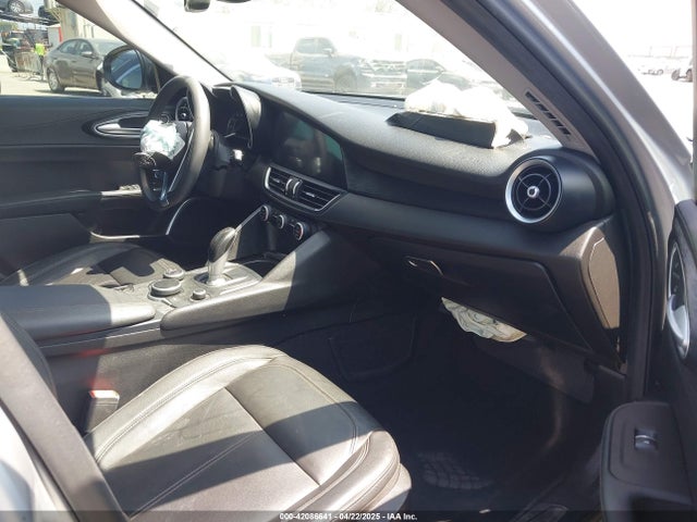 ZARFAMAN7K7609854 Alfa Romeo Giulia Rwd