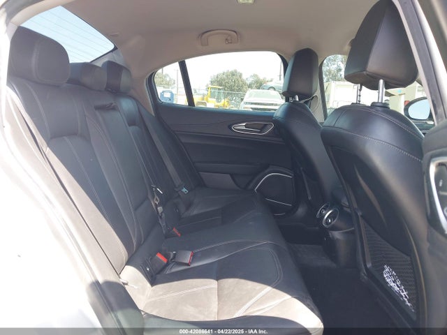 ZARFAMAN7K7609854 Alfa Romeo Giulia Rwd