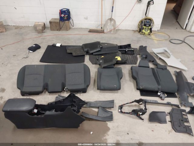 2T3P1RFV3KW017781 Toyota Rav4 Xle