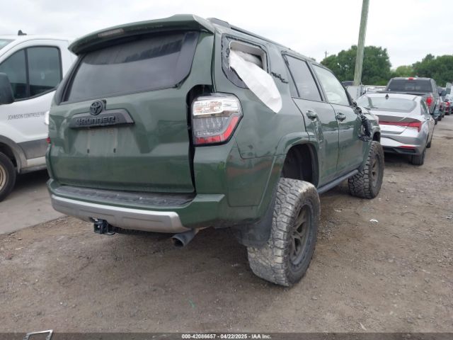 2022 TOYOTA 4RUNNER JTERU5JR2N5980584 Photo 3