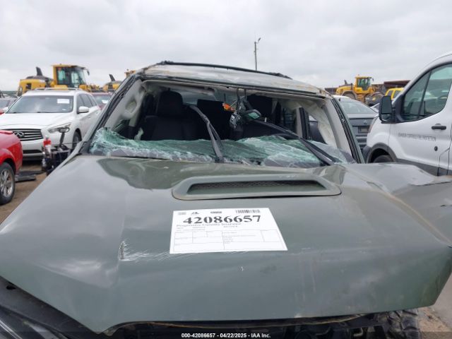 2022 TOYOTA 4RUNNER JTERU5JR2N5980584 Photo 5