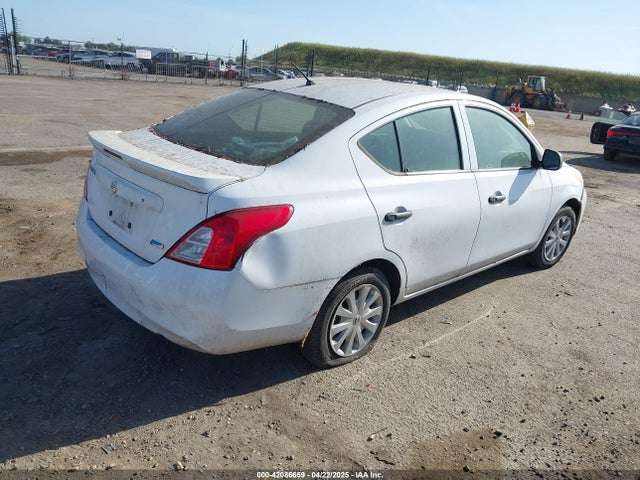 Nissan Versa 1.6 S+ 2014 3N1CN7AP3EL844498 Image 4