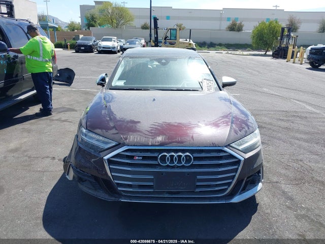 Audi S8 2020 WAU8SAF80LN014792 Image 12