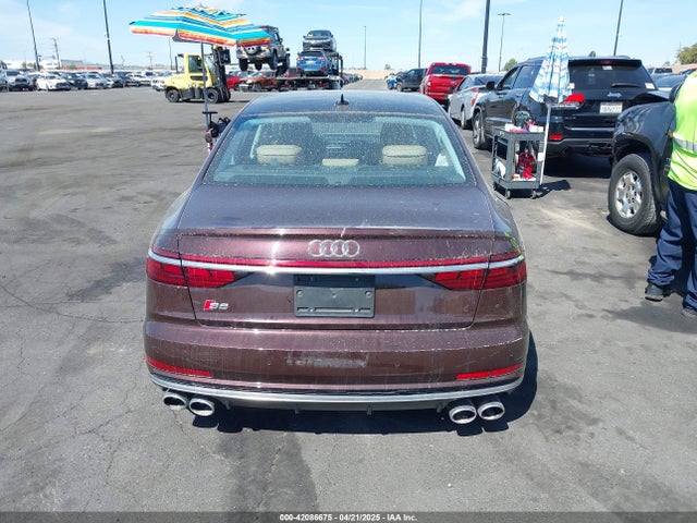 Audi S8 2020 WAU8SAF80LN014792 Image 16