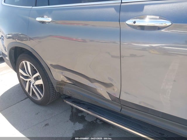 Honda Pilot Touring 2016 5FNYF6H97GB127783 Image 17