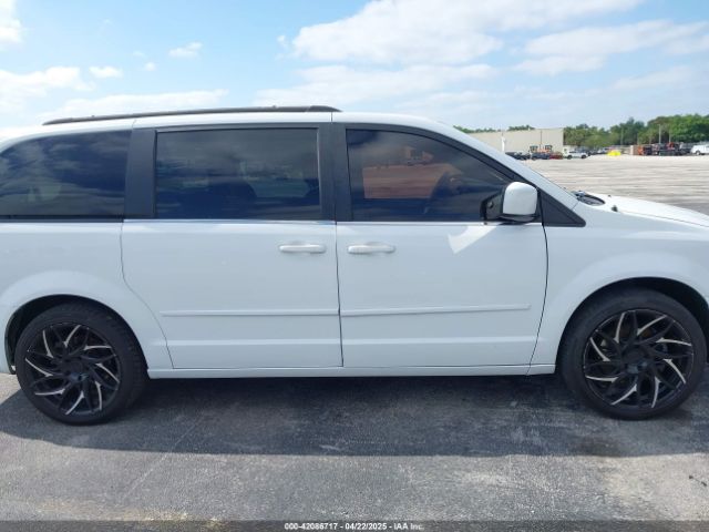 2C4RDGEG5JR284825 Dodge Grand Caravan Gt