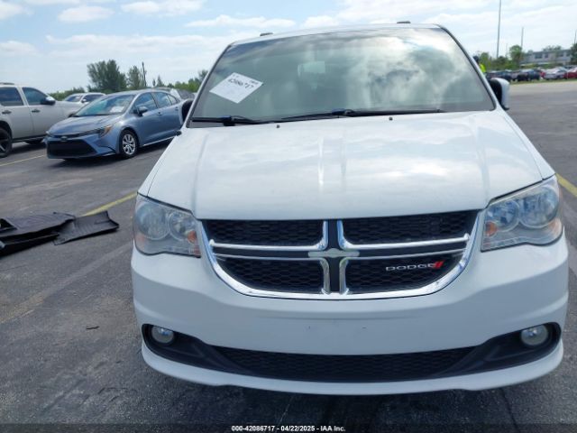 2C4RDGEG5JR284825 Dodge Grand Caravan Gt