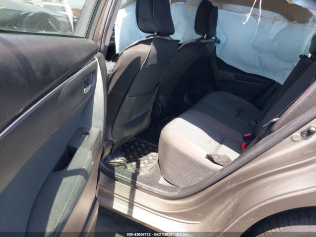 5YFBURHE3JP811588 Toyota COROLLA LE