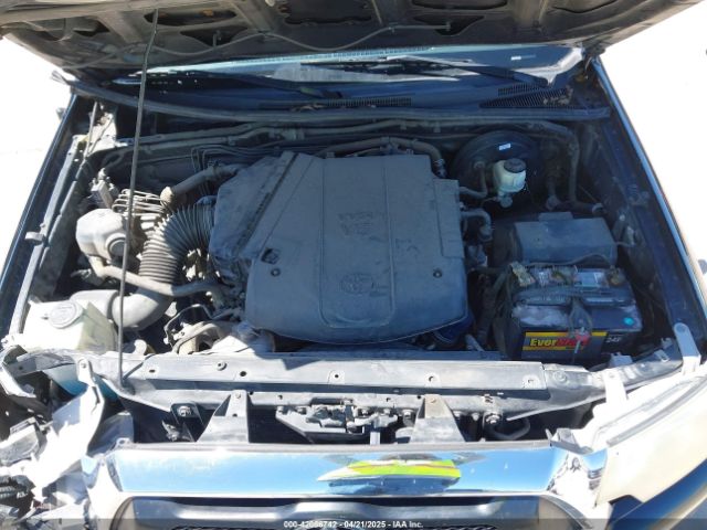 5TFJU4GN4FX070442 Toyota Tacoma Prerunner V6