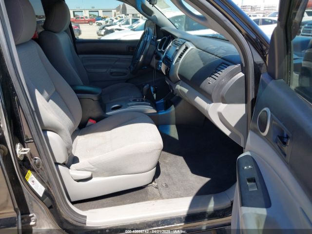 5TFJU4GN4FX070442 Toyota Tacoma Prerunner V6