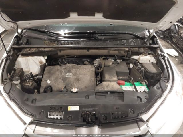 5TDJZRFH9KS616954 Toyota Highlander Xle