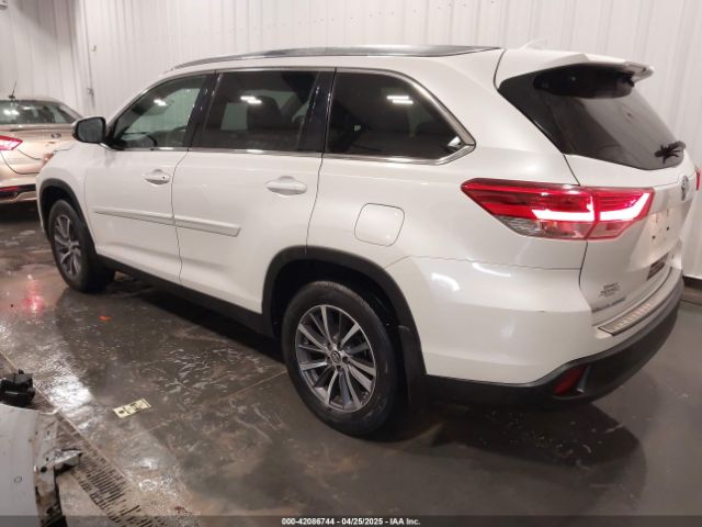 5TDJZRFH9KS616954 Toyota Highlander Xle